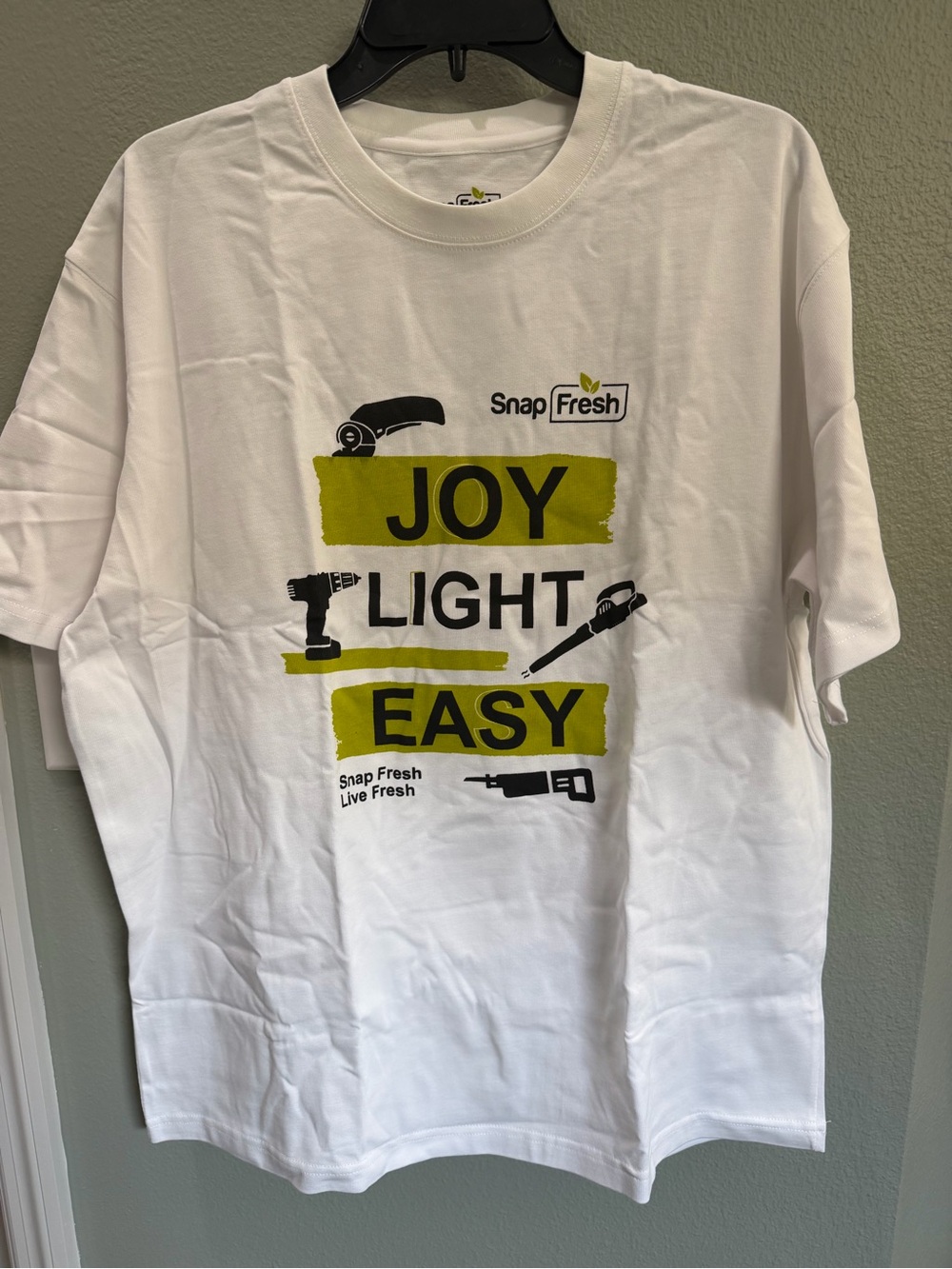 Men’s Fun Graphic Tee